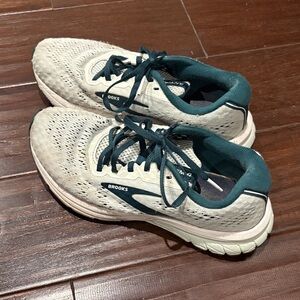 Brooks White and Teal Athletic Shoes